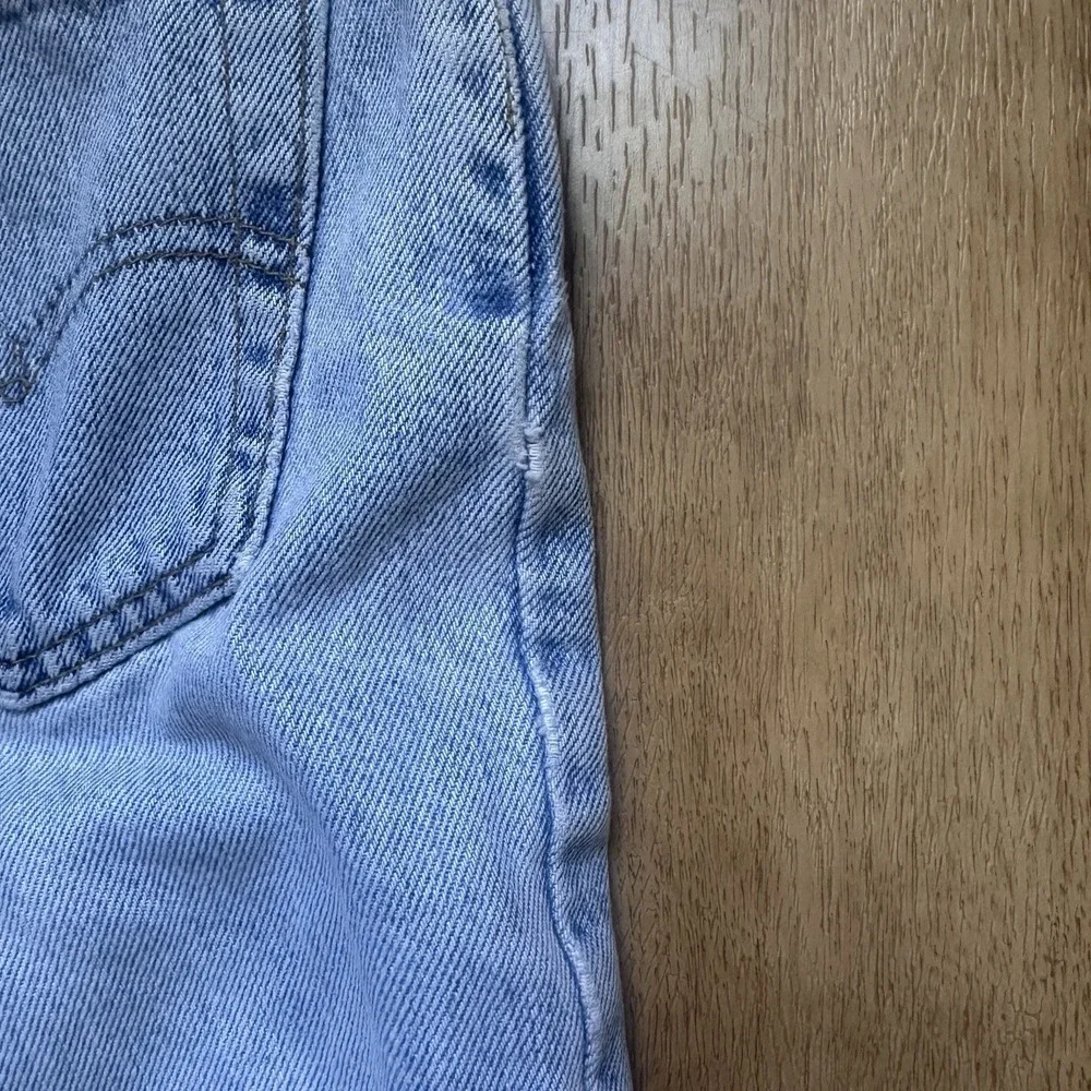 Levis good used